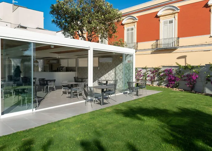Insula Boutique Hotel